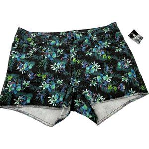 Hot Topic Lilo and Stitch Tropical Print Shorts NEW Womens Medium 8 (11 Junior)